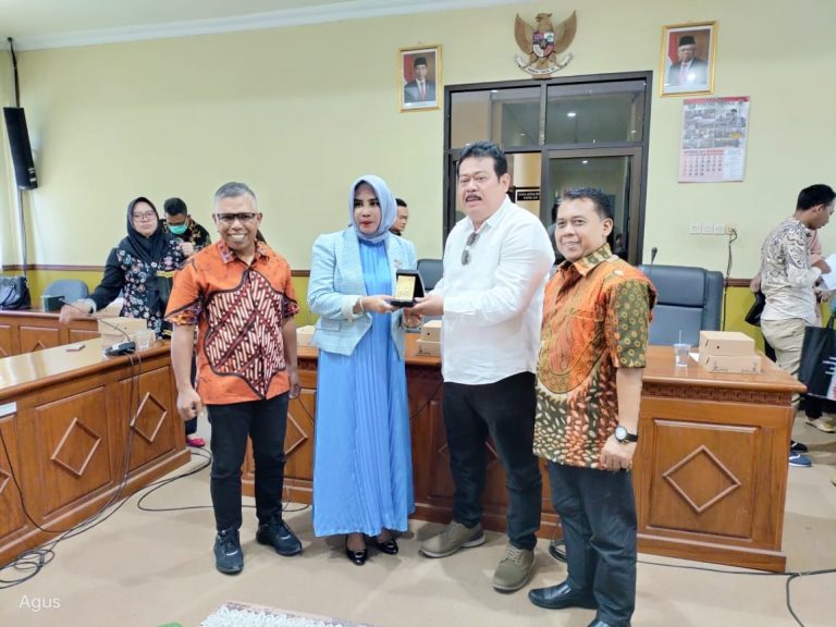 DPRD Balikpapan Pelajari  Pemberdayaan Potensi Daerah di Sidoarjo