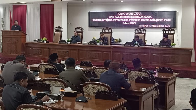 DPRD Paser Paripurna Propemperda 2023