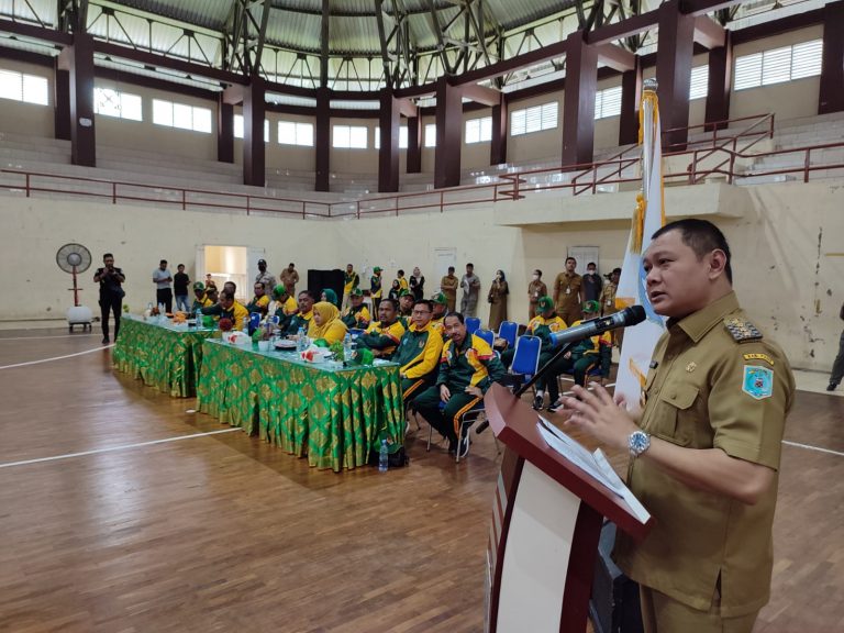 Lepas Kontingen Paser, Fahmi Minta Jaga Nama Baik Daerah