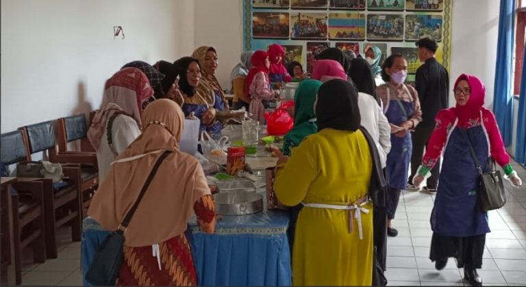 Pengolah Ikan di Paser Dapat Pelatihan