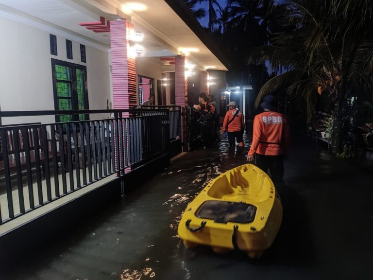 Cuaca Ekstrem Melanda, BPBD PPU Imbau Warga Pesisir Waspada