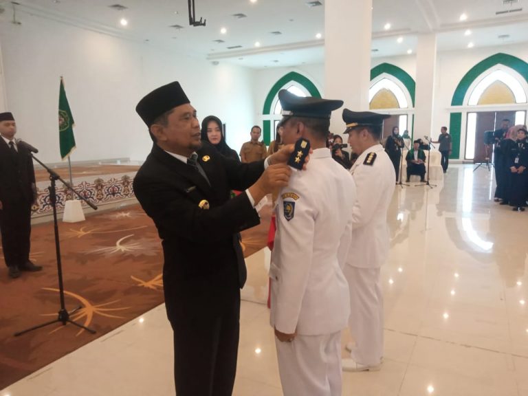 4 Demosi 2 Non-job, Bupati PPU Mutasi 135 Pejabat