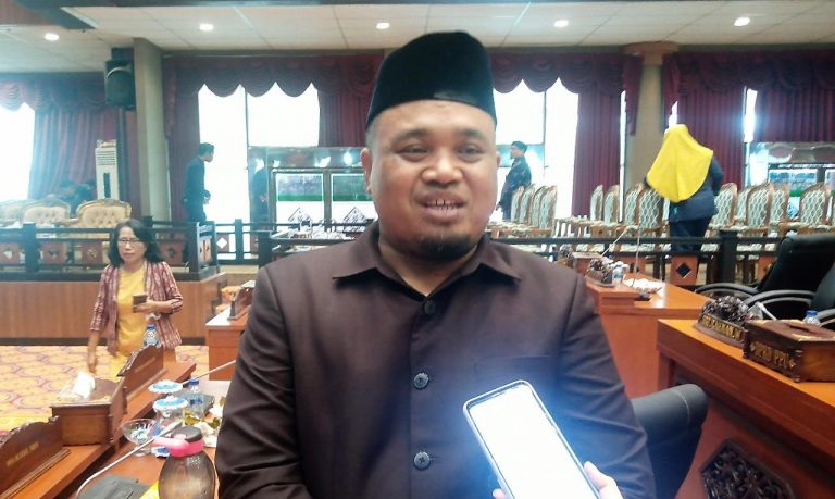 Komisi II Minta Pemkab PPU Tegas Tarik PAD Retribusi Pasar Petung
