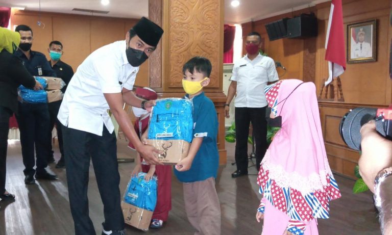 Program Seragam Gratis di PPU Ditiadakan