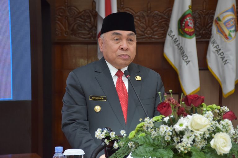 Isran Sebut IKN Kebahagiaan Masyarakat Kaltim, Hadiri Rapat Paripurna HUT Kaltim ke-66