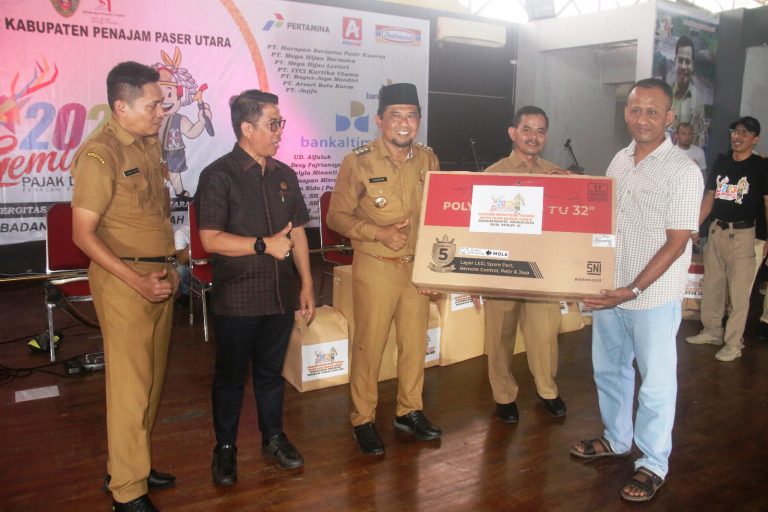 Capaian Pajak PPU 2022 Lampaui Target, Bupati Apresiasi Bapenda