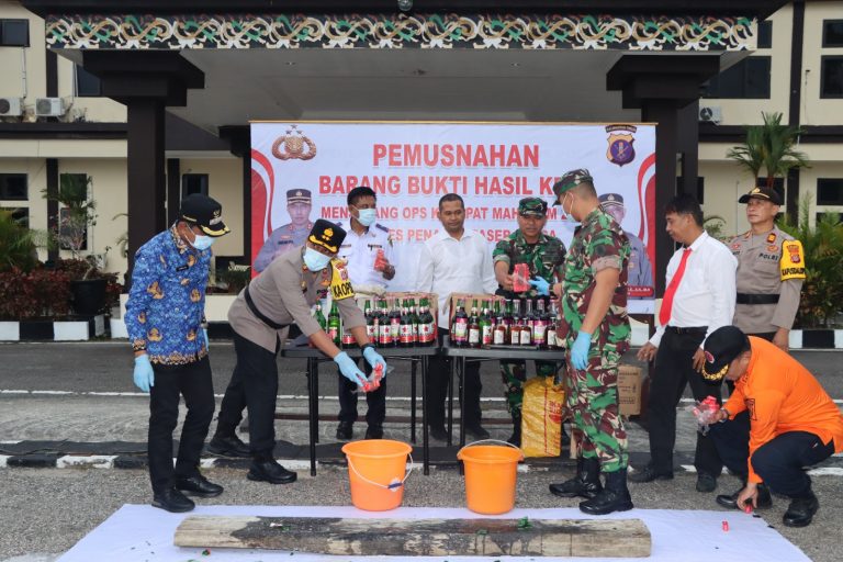 Miras dan Petasan Sitaan Selama Ramadan di PPU Dimusnahkan Polres PPU