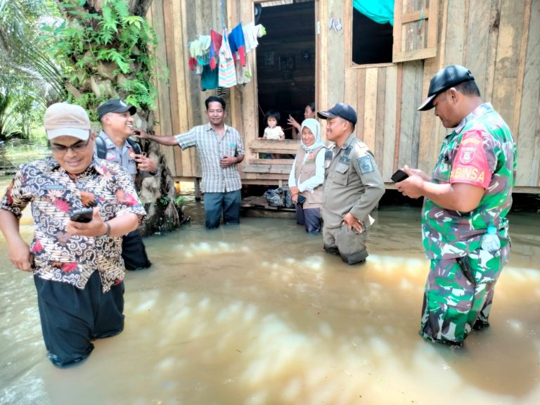 Belasan Rumah di Kelurahan Waru Kebanjiran