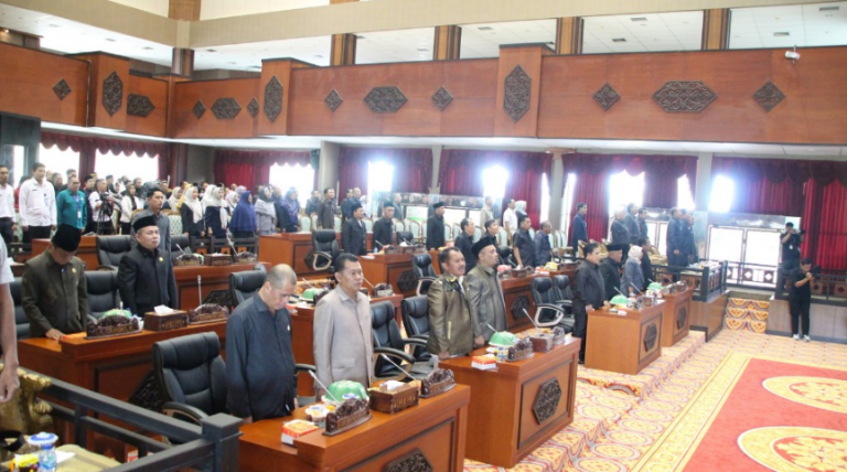 DPRD PPU Pertanggungjawaban APBD 2022 dengan Catatan