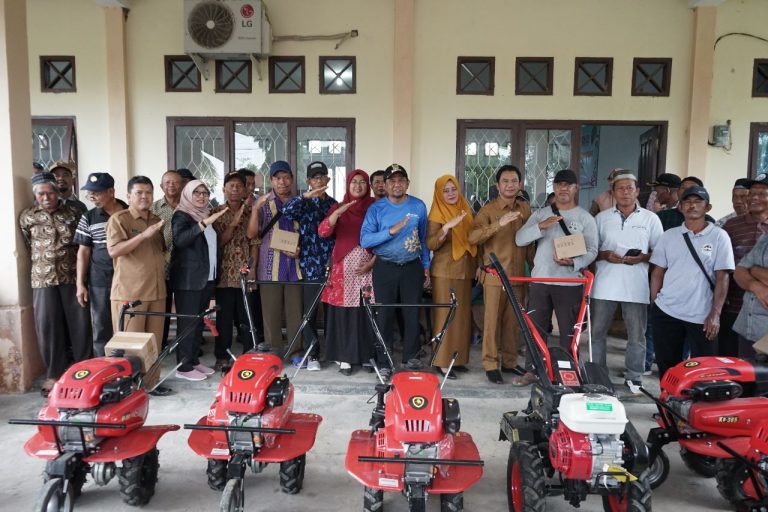 Petani di PPU Terima Alsintan untuk Tingkatkan Produktivitas