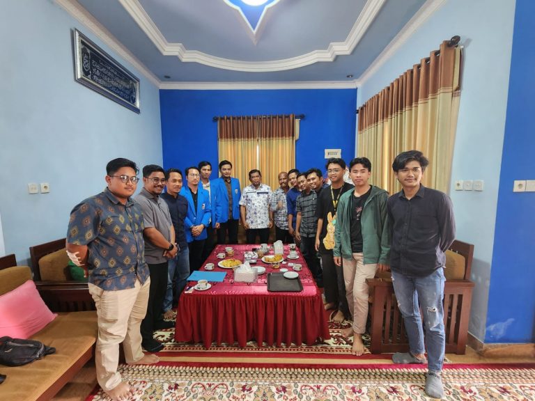 Silaturahmi ke Bupati, KNPI PPU Siap Bersatu