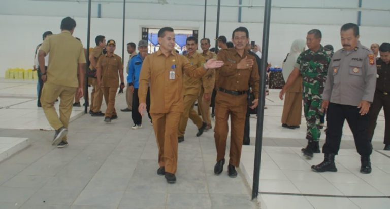 Gedung Baru Pasar Babulu Diresmikan, Tohar: Jaga Kebersihannya