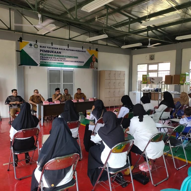 BLK Komunitas Gelar Pelatihan Berbasis Komptensi ke Pelaku UMKM