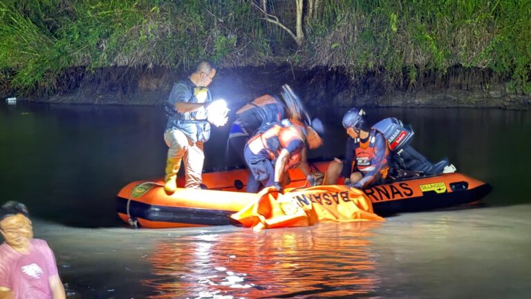 Evakuasi Dramatis Bocah Tenggelam di Danau Bekas Galian