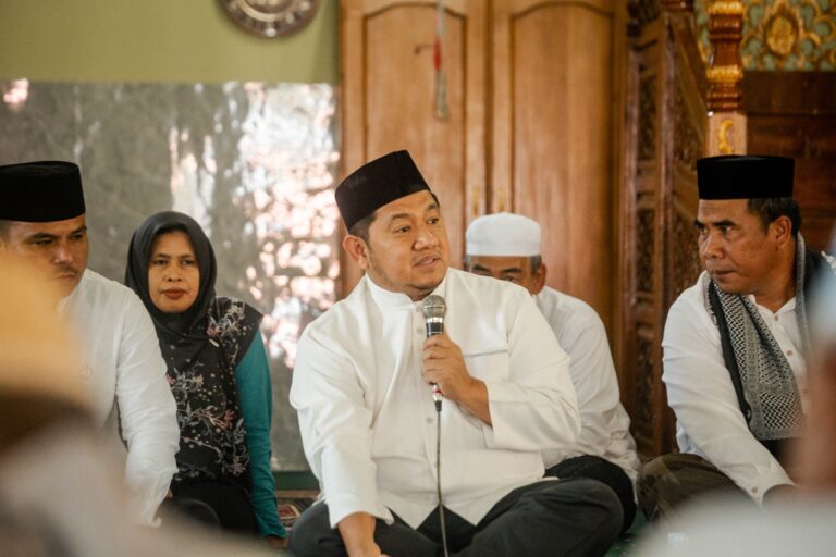 Safari Jumat di Waru, Bupati PPU Serap Aspirasi dan Bahas Kondisi Fiskal Daerah