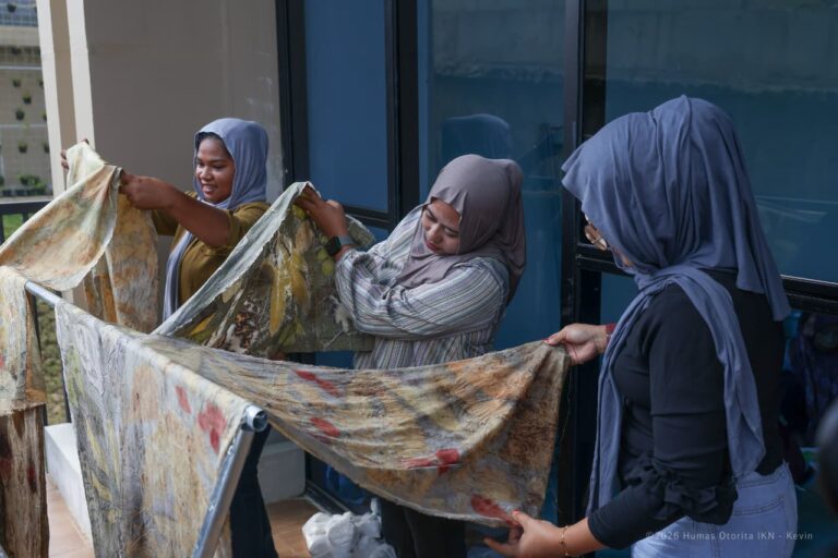 Pelatihan Ecoprint di IKN, Warga Sepaku dan Samboja Ikut