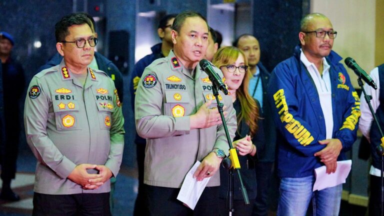 Bareskrim Bongkar Judi Online Internasional di Jakbar, 321 WNA Diamankan