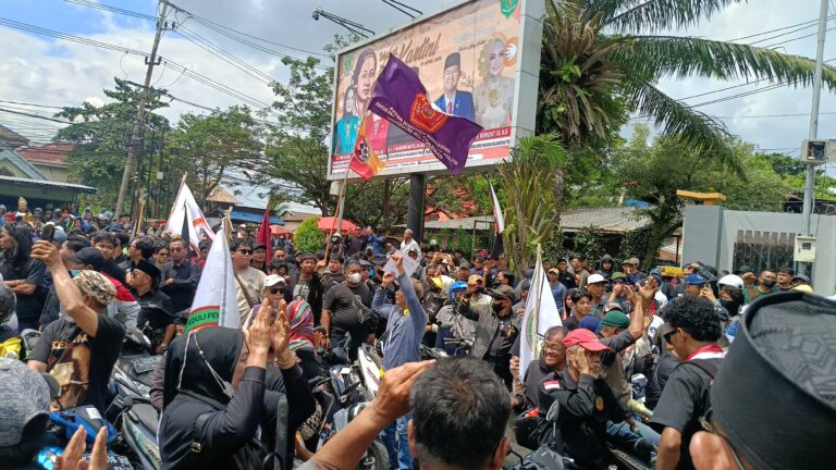 Aksi 214 Belum Usai, Publik Kawal Nasib Hak Angket DPRD Kaltim