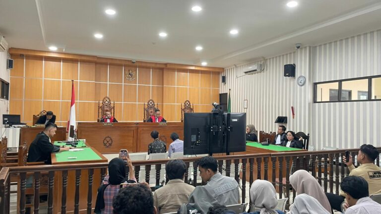 Sidang Bom Molotov Samarinda Berujung Vonis Ringan Satu Bulan Penjara