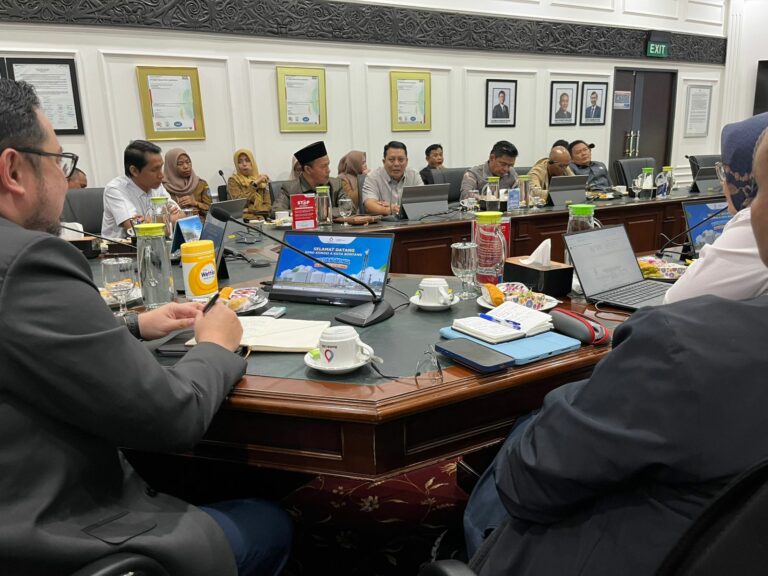 Kota Industri Dinilai Belum Maksimal Beri Ruang bagi Lulusan Lokal