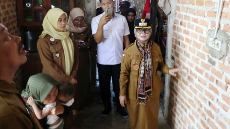 Wali Kota Bontang Pastikan Renovasi Rumah Tepat Sasaran dan Berkualitas