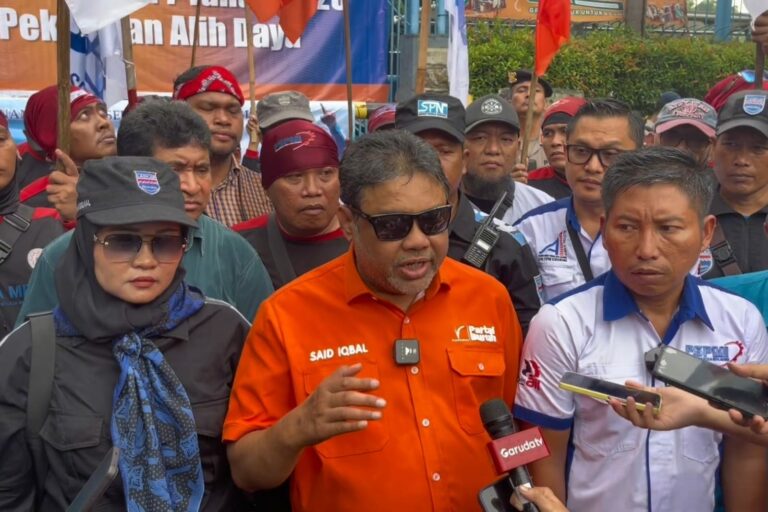 Aksi Buruh di Kemnaker Berlanjut, Revisi Aturan Outsourcing Jadi Tuntutan Utama