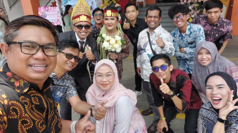 Sempat Kami “Culik” Foto Bareng, Direktur RadarPaser.com Tontong Bhakti Sihombing Resmi Lepas Lajang