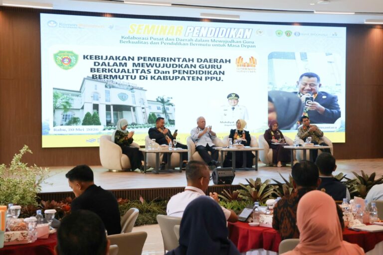 Seminar Pendidikan di IKN, Mudyat Noor Soroti Kesejahteraan Guru dan Pendidikan Karakter