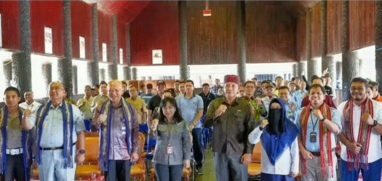 Aktivitas Kendaraan Berat di Kubar Dinilai Pengaruhi Infrastruktur Jalan