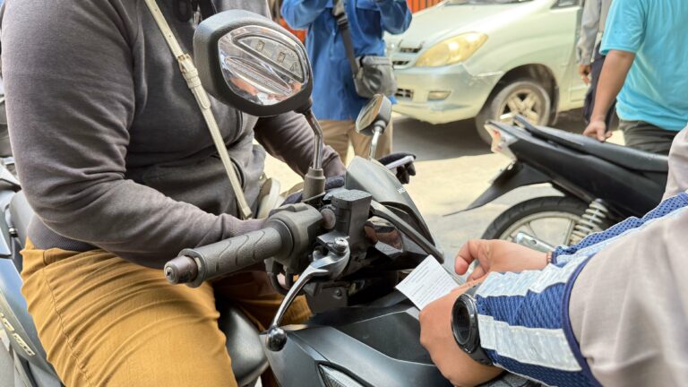 Parkir Liar di Samarinda Jadi Sorotan, Sistem Tilang Elektronik Mulai Diterapkan