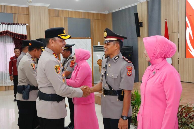 Kapolres Kutim Tegaskan Mutasi Jabatan Bagian dari Penyegaran Organisasi
