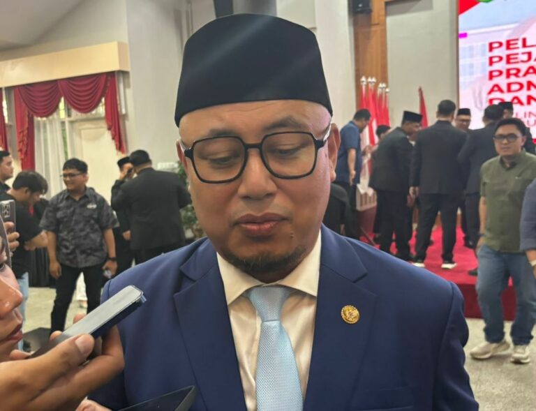 Pemkab Kukar Tuntaskan Hambatan Administrasi Pembayaran Insentif Guru