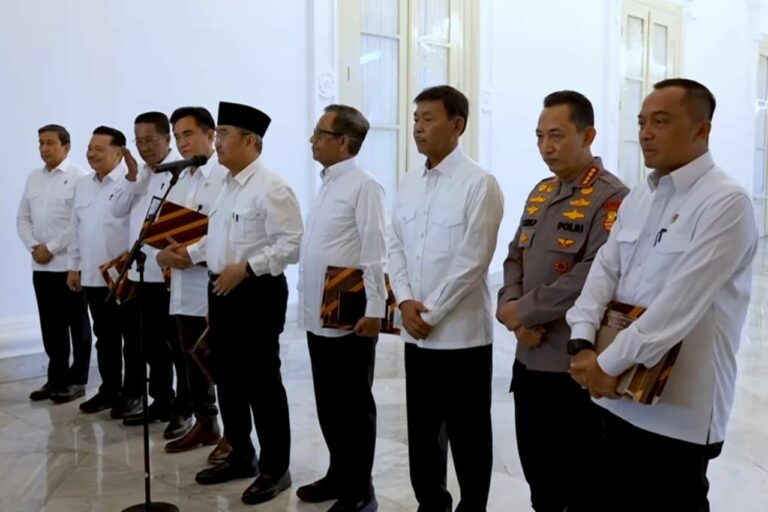 Presiden Prabowo Terima Langsung Rekomendasi Reformasi Polri