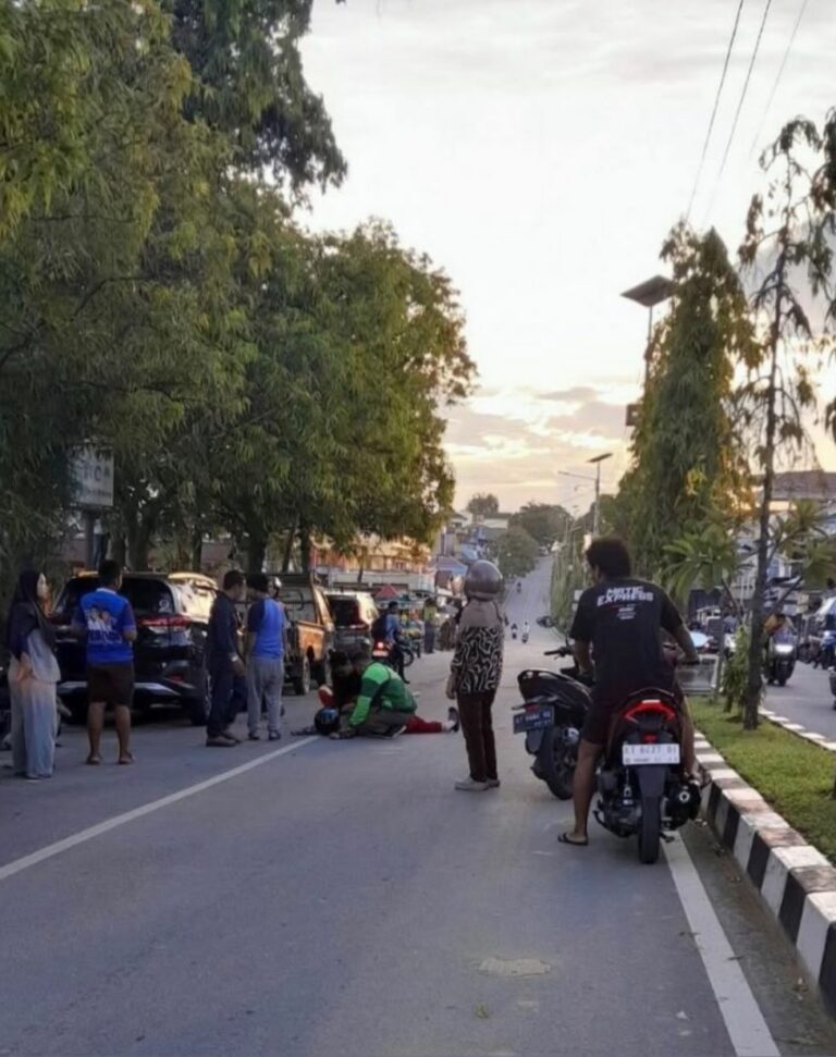 Musim Layangan Kembali Disorot karena Dinilai Membahayakan Pengendara