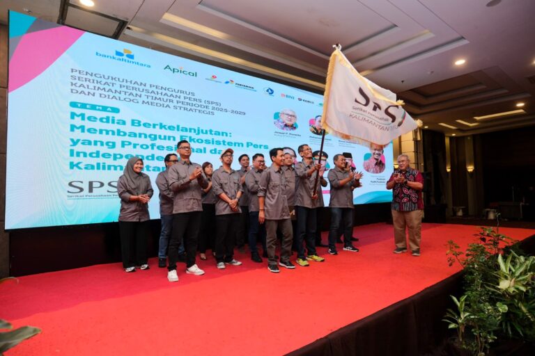 Pengukuhan Pengurus SPS Kaltim Periode 2025–2029 dan Dialog Soal Masa Depan Media (1): Media Memang Sedang Tidak Baik-Baik Saja
