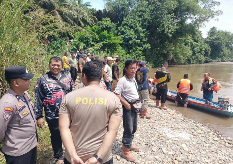 Tim Gabungan Intensifkan Pencarian Korban di Sungai Berarus Deras