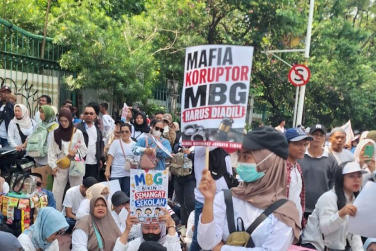Unjuk Rasa di Patung Kuda Bawa Dua Tuntutan Utama untuk Pemerintah