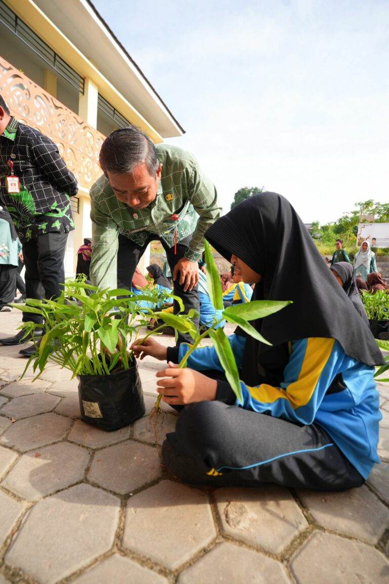 DKP3 Bontang Kembangkan Pendidikan Pertanian Berbasis Praktik Langsung