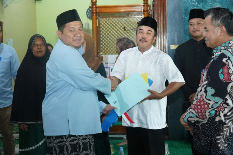 Pasca Kebakaran Pasar ITCI 2022, Bupati PPU Serahkan 21 Rumah Relokasi di Maridan