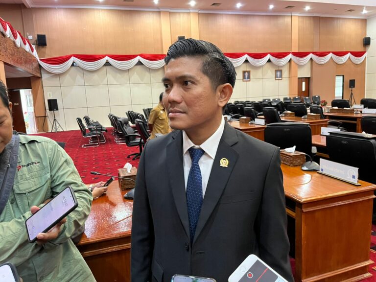 Ketua DPRD Bontang Harap Dunia Usaha Tidak Terbebani Kenaikan BBM