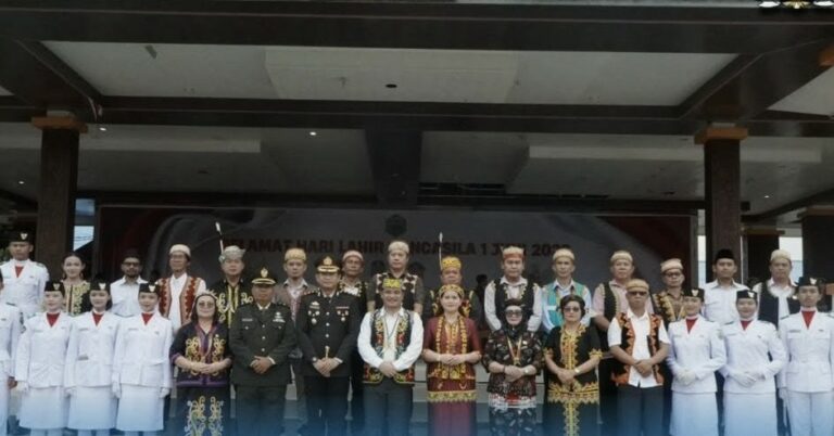 Semangat Pancasila Diteguhkan di Mahulu, Wabup Suhuk Ajak ASN Jaga Persatuan