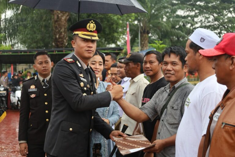 Hari Bhayangkara ke-80, Polres PPU Beri Penghargaan kepada Penggerak Ketahanan Pangan dan Mitra Kepolisian