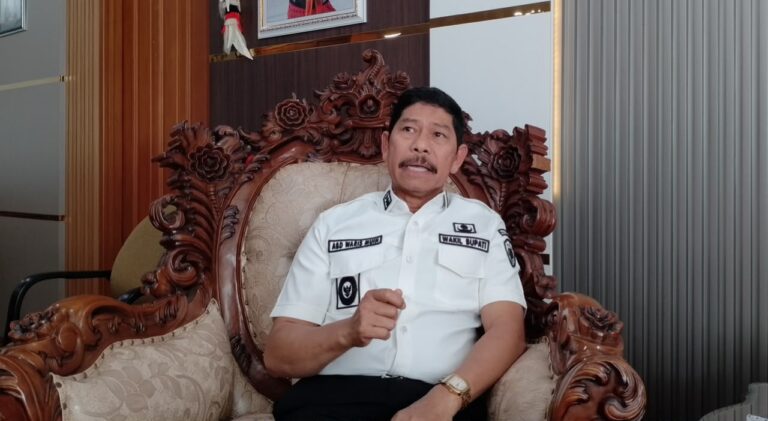 Wabup PPU Minta Pengawas Perketat Disiplin Guru dan Awasi Tata Kelola Sekolah